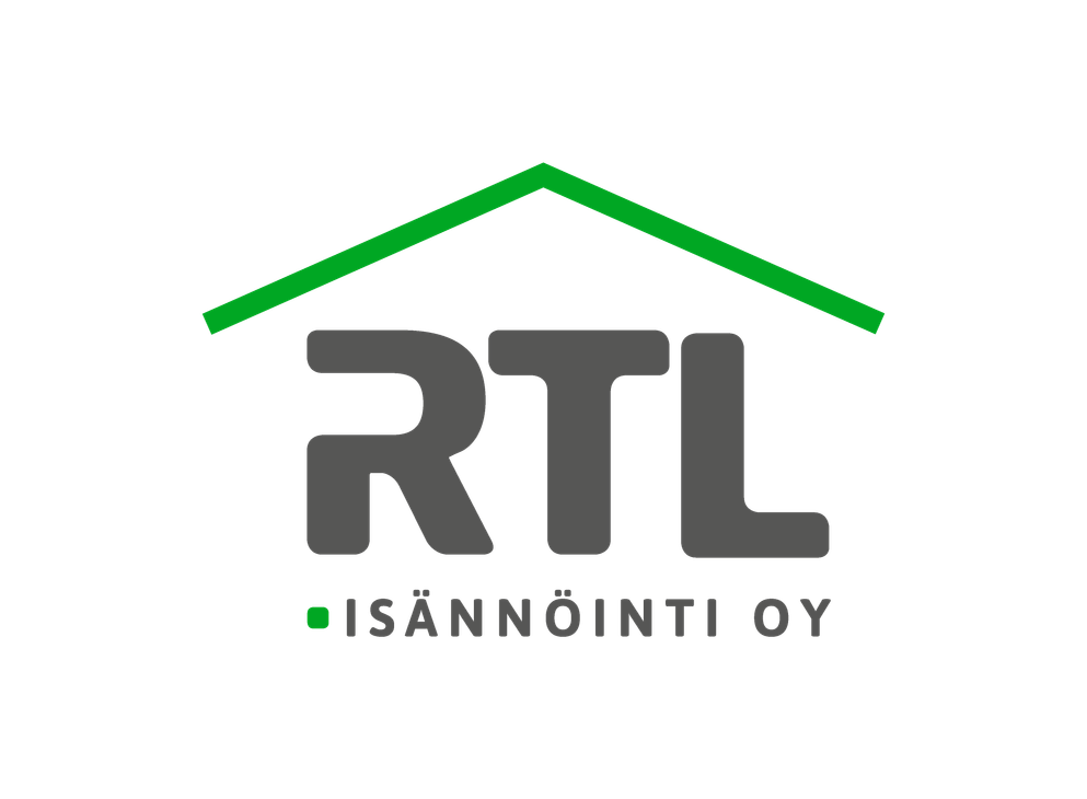 RTL Isännöinti Oy -yrityksen logo. Logossa on suuret, paksut, tummanharmaat kirjaimet "RTL". Kirjainten yläpuolella on kirkkaan vihreä harjakattomuoto. Kirjainten alapuolella lukee tummanharmaalla tekstillä "ISÄNNÖINTI OY", jonka edessä on pieni vihreä neliö. Logo on valkoisella taustalla.