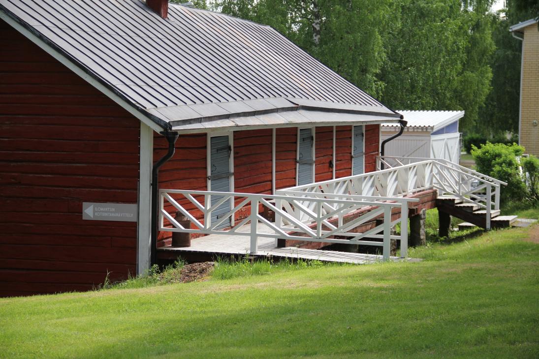 Piirolan Pihan ulkorakennus, aitat.