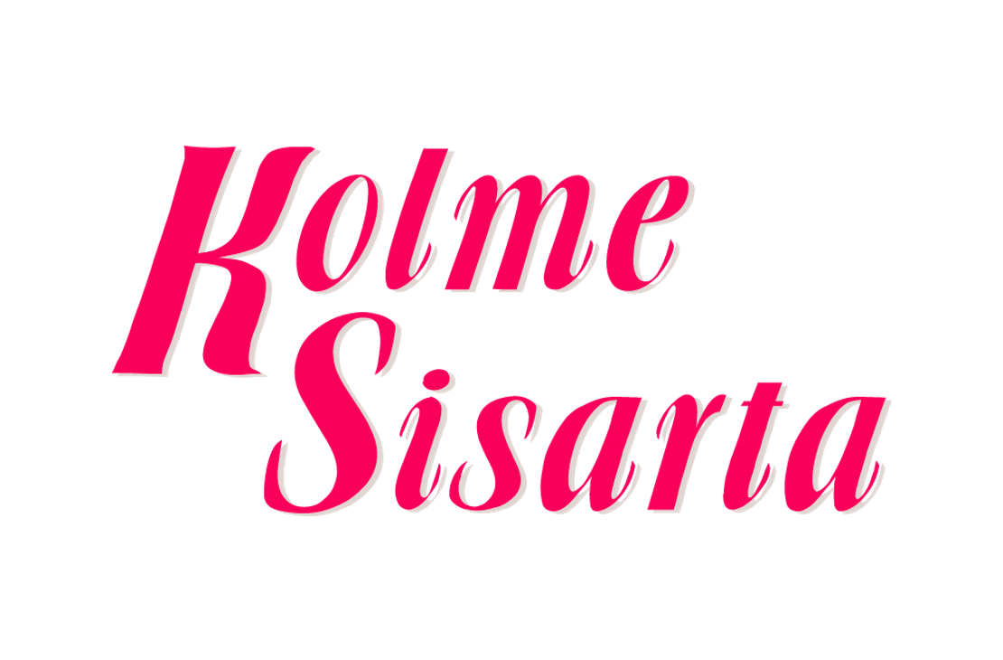 Kolme Sisarta -yrityksen logo, jossa sanat "Kolme Sisarta" on kirjoitettu suurella, koristeellisella ja kursivoidulla fontilla. Tekstin etuosa on kirkkaan fuksianpunainen ja sen takana on useita päällekkäisiä vaaleanharmaita ääriviivoja, jotka luovat kolmiulotteisen, syvyysvaikutelman. Logo on mustalla taustalla.