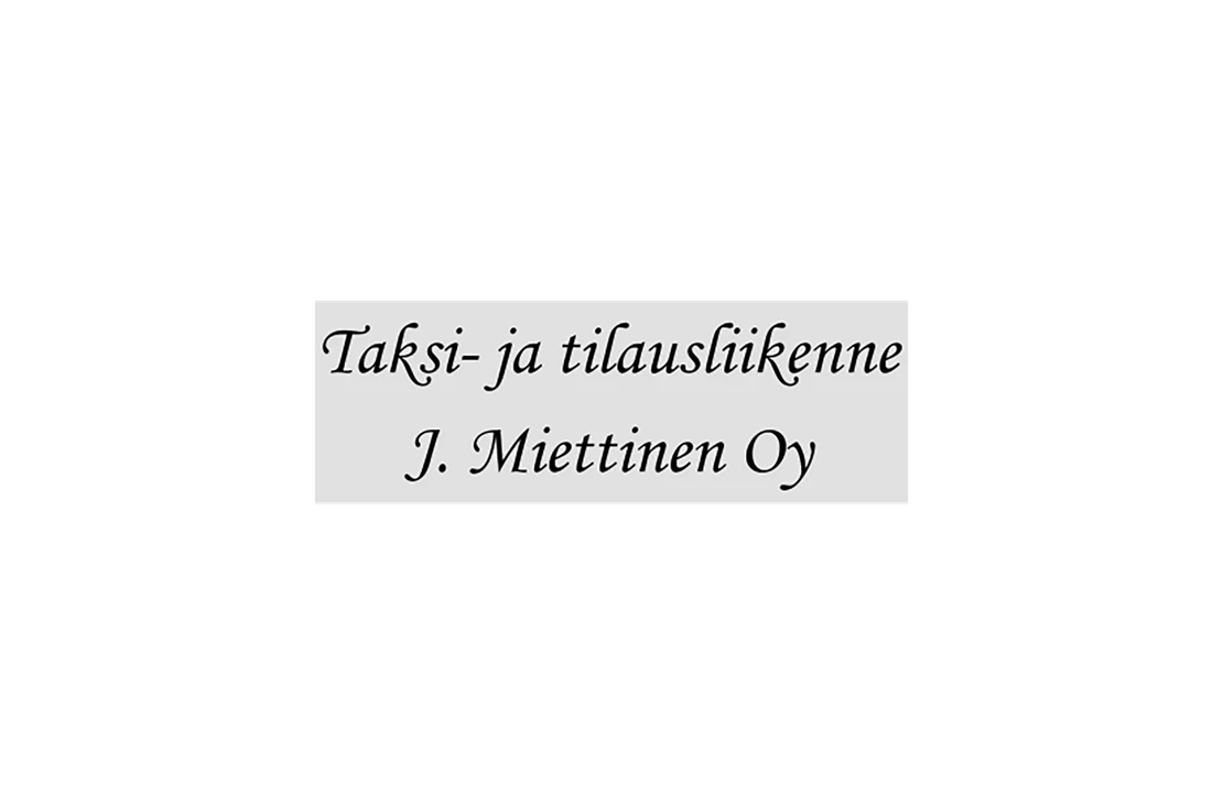 Taksi- ja tilausliikenne J. Miettinen Oy -yrityksen logo tai tunnus. Teksti on sijoitettu vaaleanharmaalle vaakasuoralle palkille. Mustalla, kursivoidulla, serif-fontilla lukee yl&auml;rivill&auml; "Taksi- ja tilausliikenne" ja alarivill&auml; "J. Miettinen Oy".