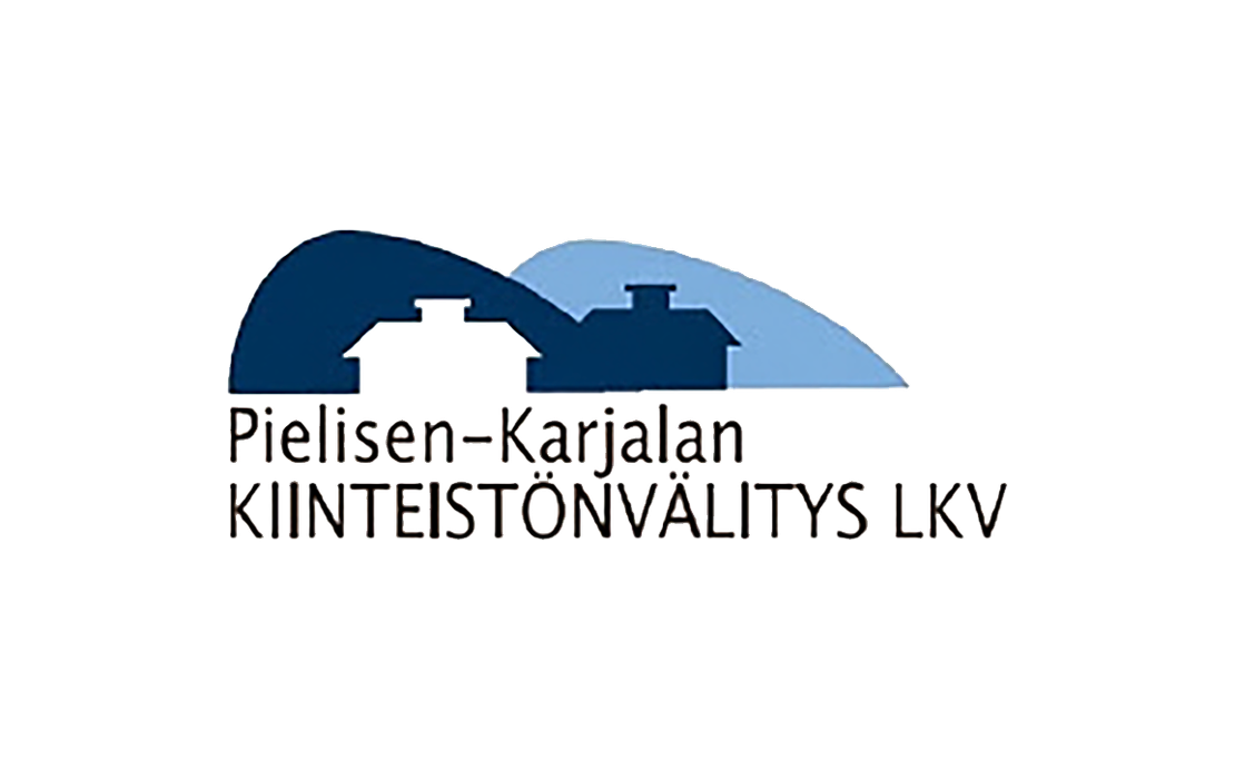 Pielisen-Karjalan Kiinteistönvälitys LKV -yrityksen logo. Logossa on kaksi tummansinistä ja vaaleansinistä kumpua tai mäkeä (vaaraa) kuvaavaa elementtiä. Mäkien eteen on asetettu kaksi tyyliteltyä talon siluettia – etummainen on valkoinen ja taaempi tummansininen. Mäkien alapuolella on tummanruskealla, isolla fontilla kaksi riviä tekstiä: "Pielisen-Karjalan" ja "KIINTEISTÖNVÄLITYS LKV". Logo on valkoisella taustalla.