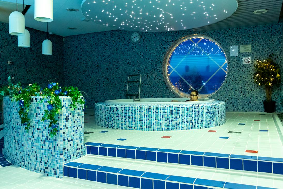 Ilomantsin uimahallin poreallas.