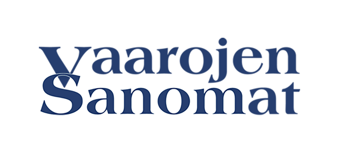 Paikallislehti Vaarojen Sanomien logo, jossa on tummansinisellä tekstillä kirjoitettu lehden nimi kahdelle riville.